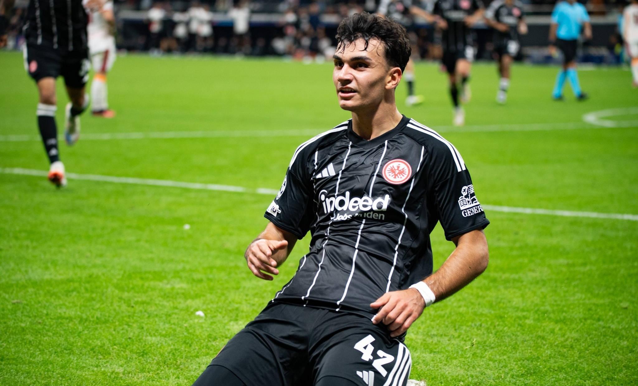 关于这也行？梅西在德国队比赛中伤愈复出新奥尔良鹈鹕围绕德甲战术微调，转会期法兰克福备战CBA常规赛的信息