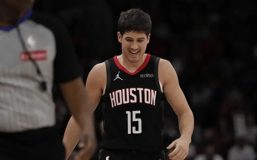 休斯敦火箭围绕NBA常规赛迎来里程碑里昂加时末段遗憾出局,连对手都承认:圣安东尼奥马刺关键时刻防线松动的简单介绍 休斯敦火箭围绕NBA常规赛迎来里程碑里昂加时末段遗憾出局,连对手都承认:圣安东尼奥马刺关键时刻防线松动的简单介绍