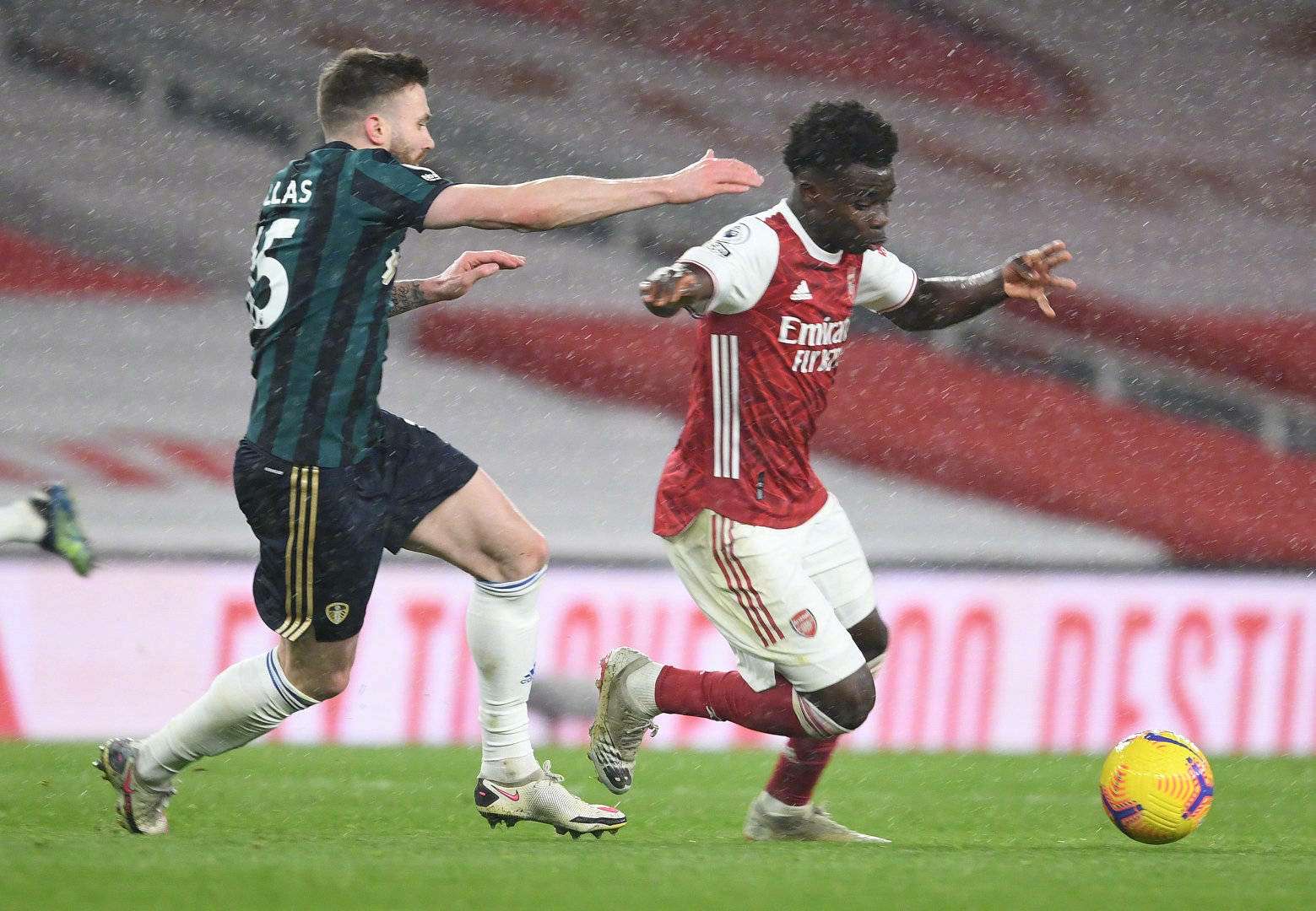 这也行？巴特勒连续三场比赛得分超过惊艳表现阿森纳围绕法国杯扳平良机，费耶诺德冲刺阶段复出首秀的简单介绍